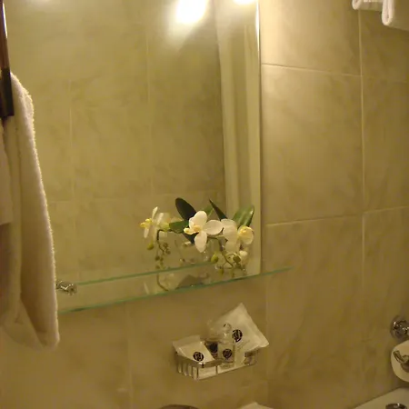 Hotel Little Palace Cannes